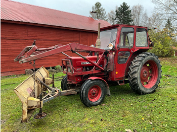 Tracteur agricole VOLVO