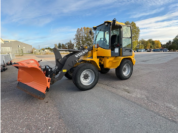 Chargeuse sur pneus VOLVO L30B