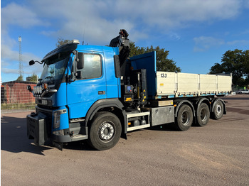 Camion grue VOLVO