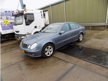 Voiture MERCEDES-BENZ