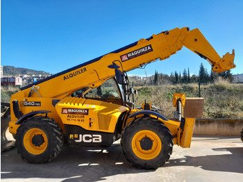 Chariot télescopique JCB
