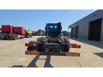 Crédit-bail de Mercedes-Benz Actros 2636 (MP2 / LAMES / STEEL SUSP. / BOITE MANUELLE / RETARDER !! / TRES PROPRE) Mercedes-Benz Actros 2636 (MP2 / LAMES / STEEL SUSP. / BOITE MANUELLE / RETARDER !! / TRES PROPRE): photos 5