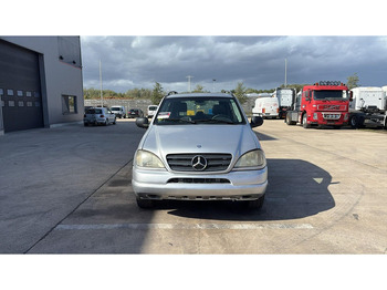 SUV Mercedes-Benz M-Klasse ML 270 CDI: photos 2