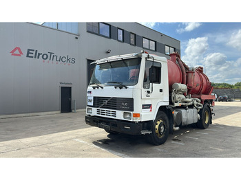 Camion hydrocureur VOLVO FL10