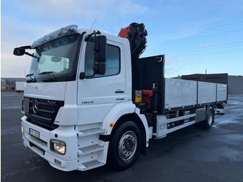 Camion plateau MERCEDES-BENZ