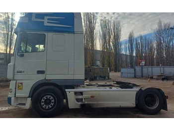 Tracteur routier DAF 95 430