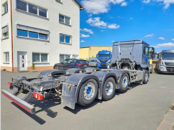 Châssis cabine Mercedes Benz Actros 3243 8x2  1,2 & 4 Lenkachse, 2 & 4 Liftbar(Nr. 6051): photos 5