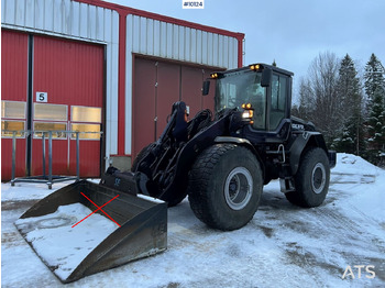 Chargeuse sur pneus VOLVO L90F