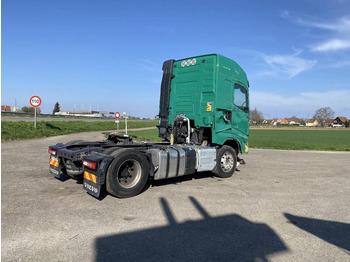 Tracteur routier Volvo FH 500 I-save GLOBETROTTER 1er Main endommagé: photos 4