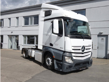 Tracteur routier Mercedes-Benz Actros 1842 Lsnrl: photos 3 Tracteur routier Mercedes-Benz Actros 1842 Lsnrl: photos 3