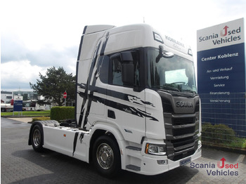 Tracteur routier SCANIA R 460