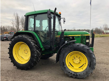 Tracteur agricole JOHN DEERE 6210