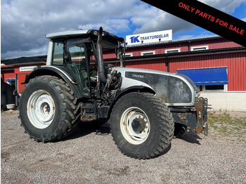 Tracteur agricole VALTRA T151