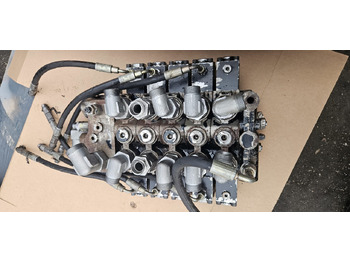 Hydraulique pour Machine agricole Claas Scorpion Kramer - rozdzielacz hydrauliczny Bucher 1000277214: photos 4