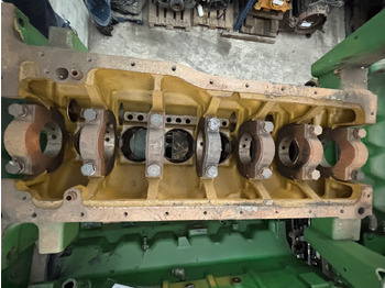 Bloc-cylindres pour Machine agricole John Deere 6076HZ031 Blok Silnika R119995 R119996 R119997: photos 2 Bloc-cylindres pour Machine agricole John Deere 6076HZ031 Blok Silnika R119995 R119996 R119997: photos 2