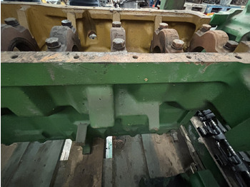 Bloc-cylindres pour Machine agricole John Deere 6076HZ031 Blok Silnika R119995 R119996 R119997: photos 3 Bloc-cylindres pour Machine agricole John Deere 6076HZ031 Blok Silnika R119995 R119996 R119997: photos 3