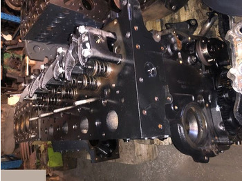 Moteur et pièces MANITOU MLT 629