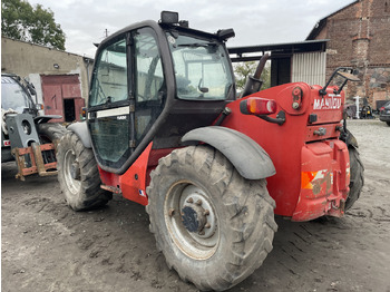 Fusée d'essieu MANITOU