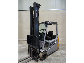 Chariot élévateur électrique STILL RX20