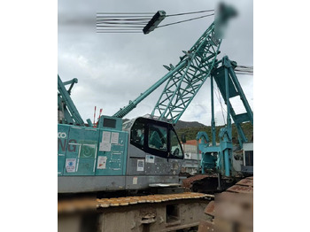 Grue sur chenilles KOBELCO
