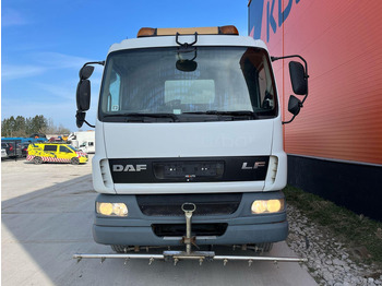 Balayeuse de voirie DAF LF 55.180 4x2 Schmidt SK 600 Dual LP: photos 2 Balayeuse de voirie DAF LF 55.180 4x2 Schmidt SK 600 Dual LP: photos 2