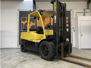 Chariot élévateur à gaz HYSTER
