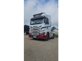 Tracteur routier IVECO S-WAY
