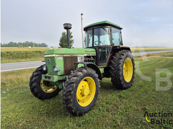 Tracteur agricole JOHN DEERE