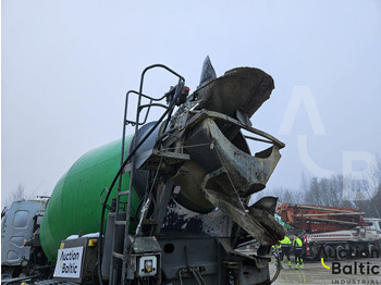 Camion malaxeur Volvo FE320: photos 5 Camion malaxeur Volvo FE320: photos 5