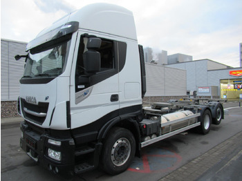 Camion porte-conteneur/ Caisse mobile IVECO Stralis