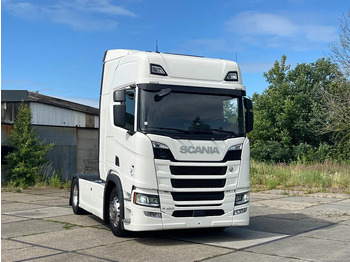 Tracteur routier SCANIA R 450