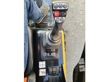 Chargeuse sur pneus neuf Giant Tobroco Giant G2200E X-TRA Kniklader: photos 5