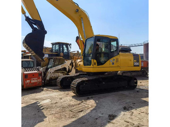 Pelle sur chenille KOMATSU PC200-7
