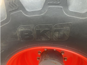 Tracteur agricole Fendt 828 Profi Plus: photos 3 Tracteur agricole Fendt 828 Profi Plus: photos 3