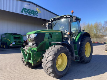Tracteur agricole JOHN DEERE 6210R