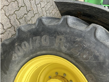 Tracteur agricole John Deere 6215R: photos 4