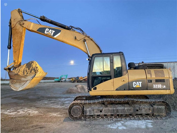 Pelle sur chenille CAT 323 DLN: photos 2