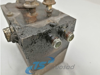 Suspension de cabine pour Camion Volvo Cab tilting pump 82053294: photos 3