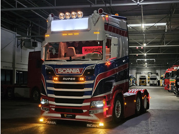 Tracteur routier Scania S500 6x2/4 / PARKING COOLER / RETARDER / SPECIAL - SHOW: photos 4