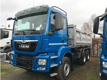 Camion benne MAN