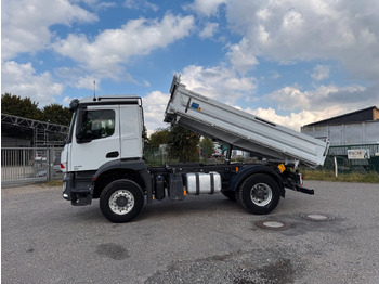 Camion benne MERCEDES-BENZ
