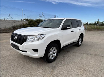 SUV TOYOTA Land Cruiser