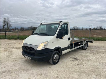 Remorqueuse IVECO Daily