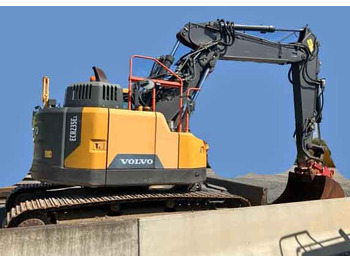 Pelle VOLVO ECR235