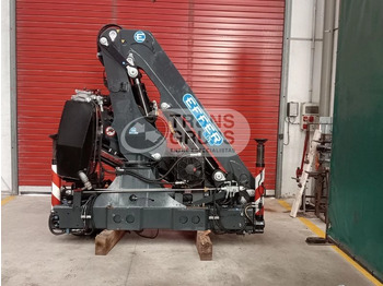 Grue auxiliaire EFFER