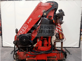 Grue auxiliaire FASSI