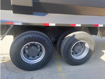 Camion benne Sinotruk HOWO 8*4 Dump truck: photos 5
