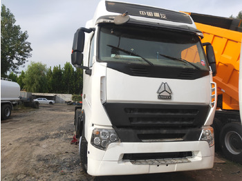 Tracteur routier SINOTRUK HOWO
