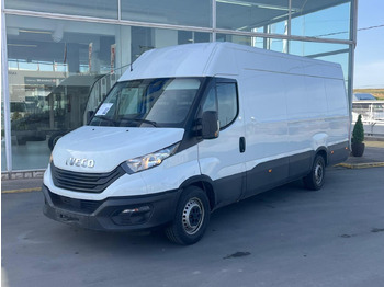 Fourgon utilitaire IVECO Daily 35s14