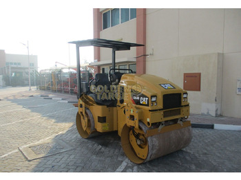 Rouleau compresseur CATERPILLAR CB34B
